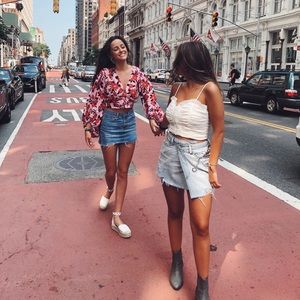 Meet your Posher, Danielle